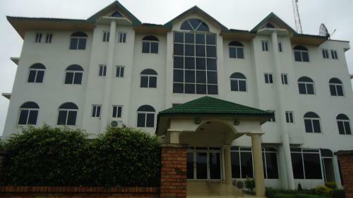 Wadoma Royale Hotel