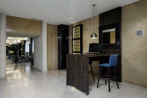 New Africa Hotel