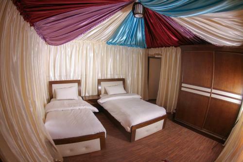 Sun City Camp