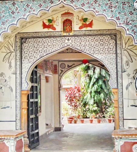 Palkiya Haveli - Heritage Hotel