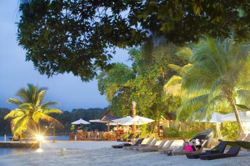 Hotel Erakor Island Resort & Spa