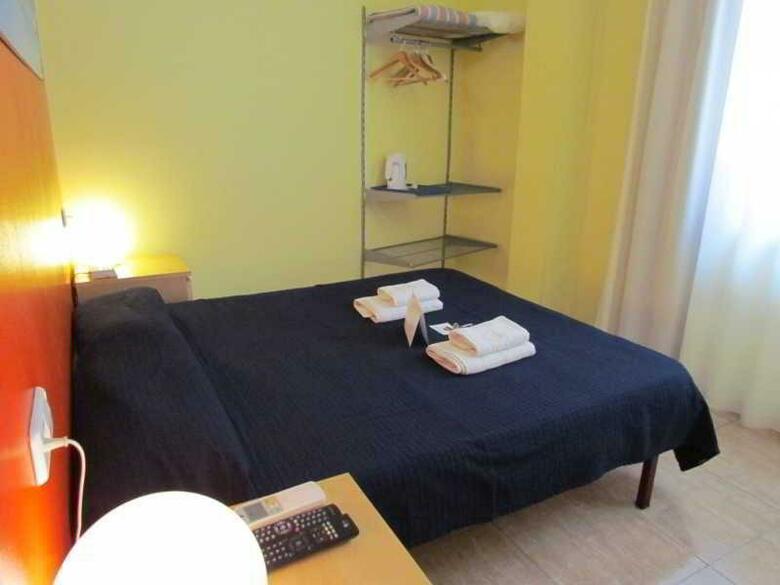 Hostal Barcelona City North