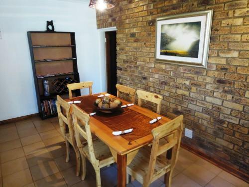 Meerkatplaats Guesthouse And B&B