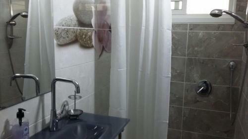 Two Bedroom Apartment With Patio And Pool