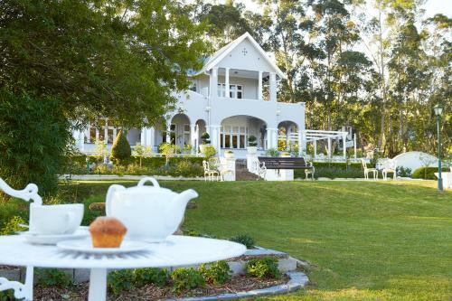 Hostal Parkes Manor
