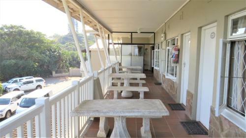 The Tweni Waterfront Guest Lodge