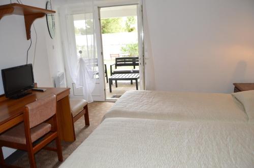 Hotel H�tel Saint Pierre