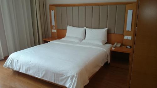 Ji Hotel Hongqiao Airport
