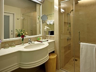 Hotel The Royale Chulan Damansara