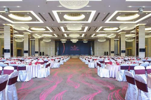Hotel Ramada Plaza Jinjiang