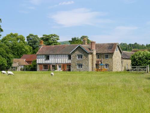 Henley Farmhouse
