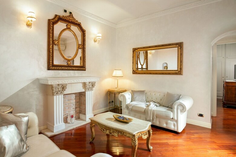 Hotel Condotti