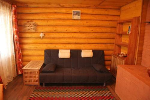 Uksovo Cottages