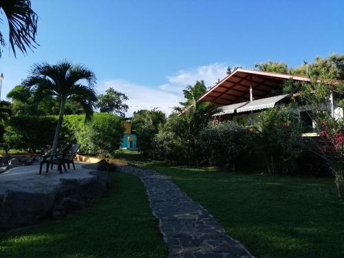Bed & Breakfast Cabanas Los Colibris