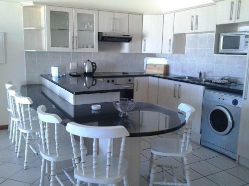 Seashells Luxury Apartments And B&B