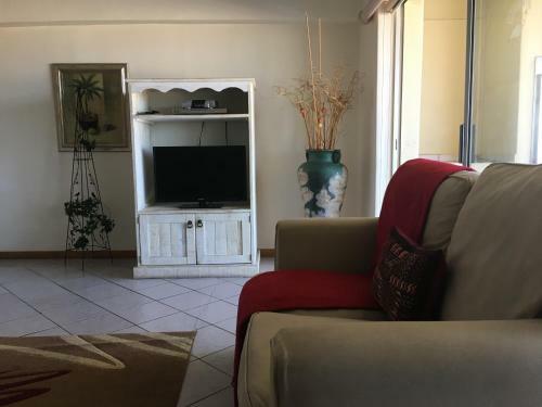 Seashells Luxury Apartments And B&B