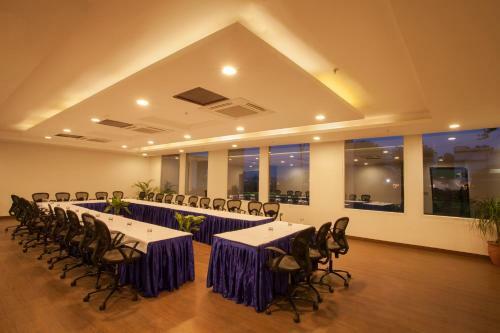 Hotel Velvet Clarks Exotica