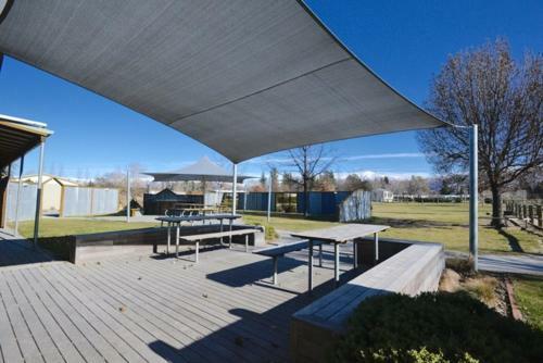 Cromwell Top 10 Holiday Park