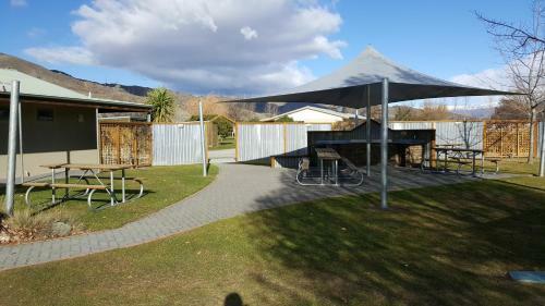 Cromwell Top 10 Holiday Park