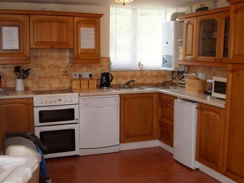 Cwmcrwth Farm Holiday Cottages
