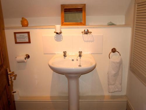 Cwmcrwth Farm Holiday Cottages