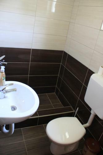 Apartamentos Pansion Nargalic