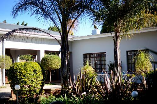 Hostal Cosmos Cuisine Addo
