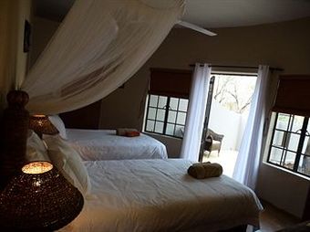 Mvuradona Safari Lodge
