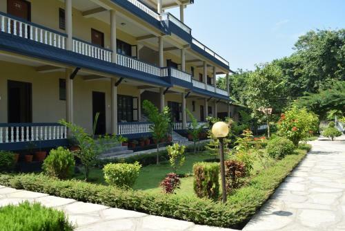 Hotel Chitwan Village Resort