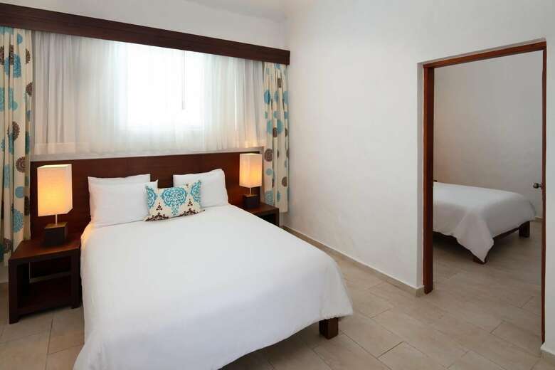 Hotel Grand Paradise Playa Dorada All Inclusive