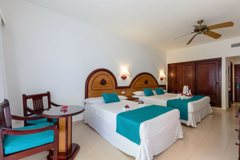 Hotel Playabachata Spa Resort