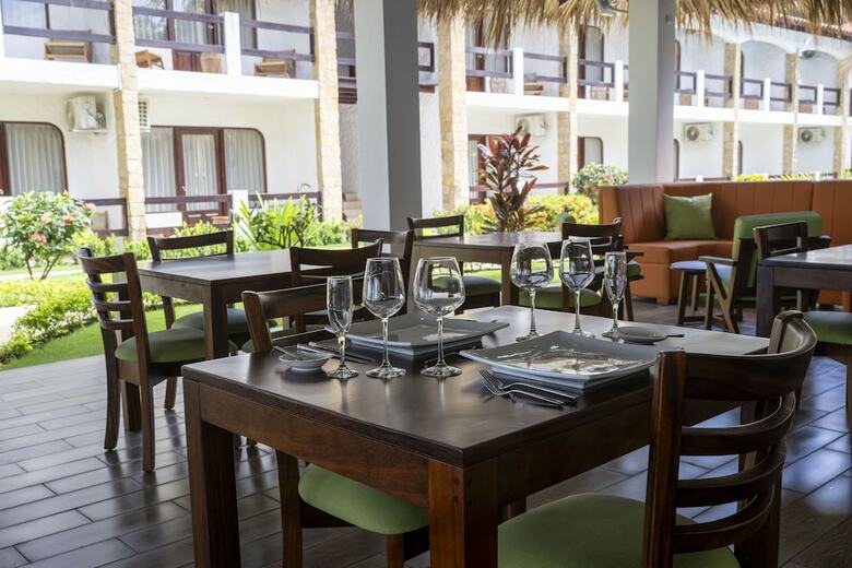 Hotel Fuego Del Sol