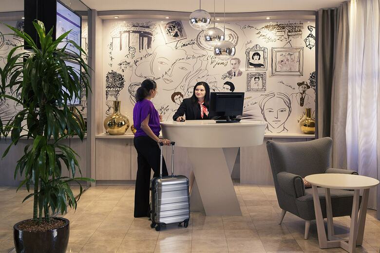 Hotel Mercure Raspail Montparnasse