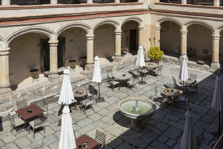 Hotel San Antonio El Real
