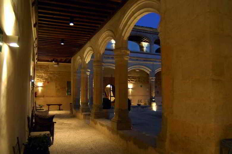 Hotel San Antonio El Real