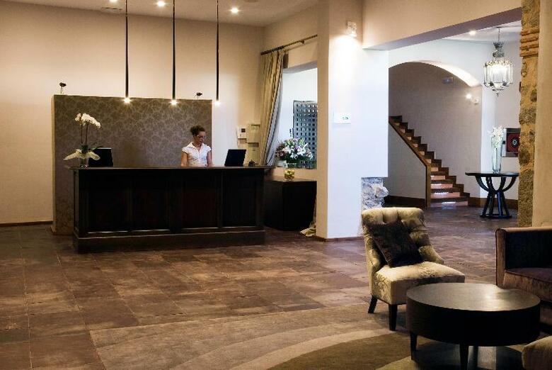 Hotel San Antonio El Real