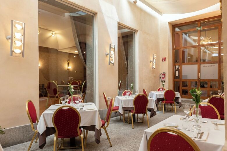 Hotel San Antonio El Real