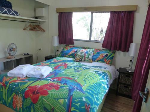 Lake Eacham Tourist Park & Cabins