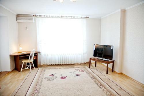 Poznyaky Apartments