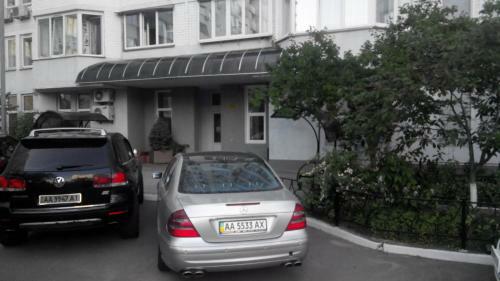 Poznyaky Apartments