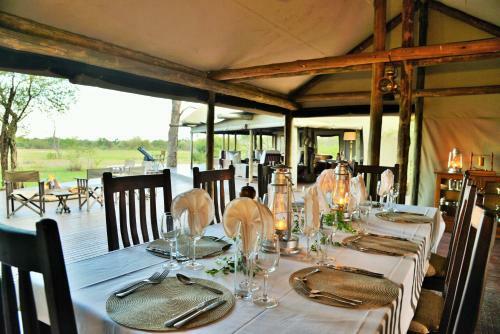 Hostal Rhino Walking Safaris