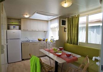 Hostal Camping Village Fabulous