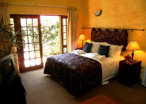 Hostal Village Green Guest House
