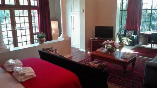 Hostal Village Green Guest House