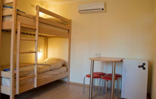 Petrani Hostel