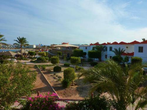 Hotel Coral Garden Resort