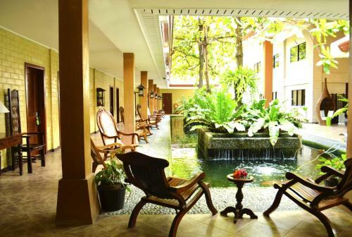 Hotel Cebu White Sands Resort And Spa