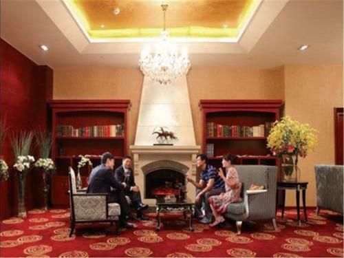 Yuloon Hotel