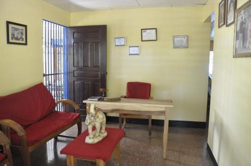 Hostal Esgueva House