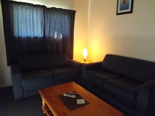 Bay Road Motels